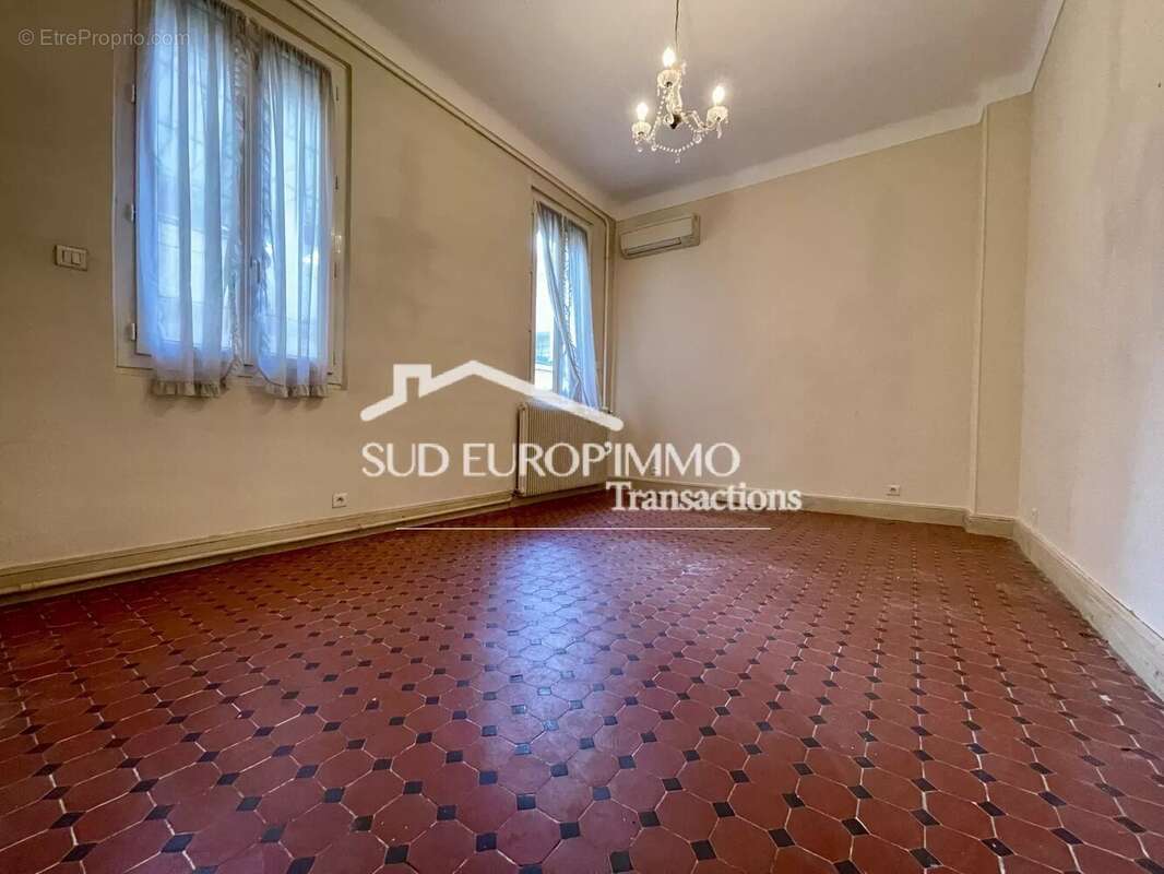 Maison à DRAGUIGNAN