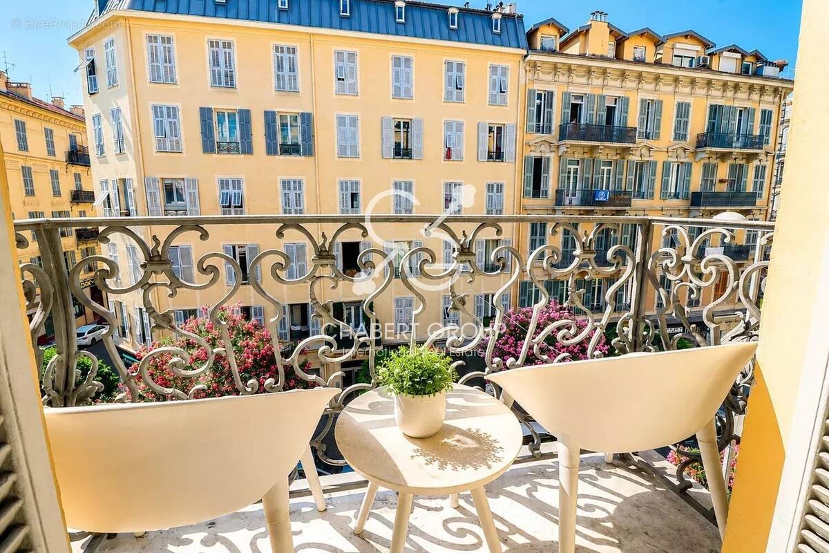 Appartement à NICE