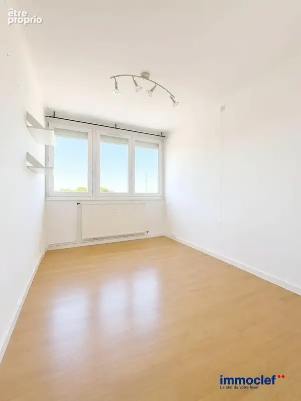 Appartement 62 m² à La Madeleine  - photo 4
