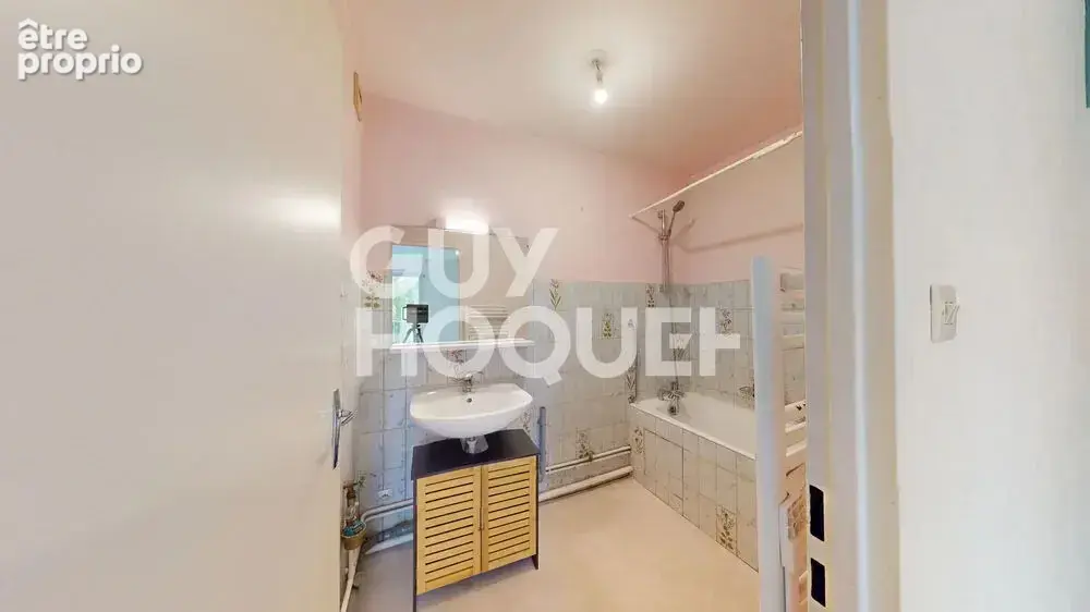 À vendre, appartement  de 49 m², 3 pièces à VESOUL (70000). - photo 8