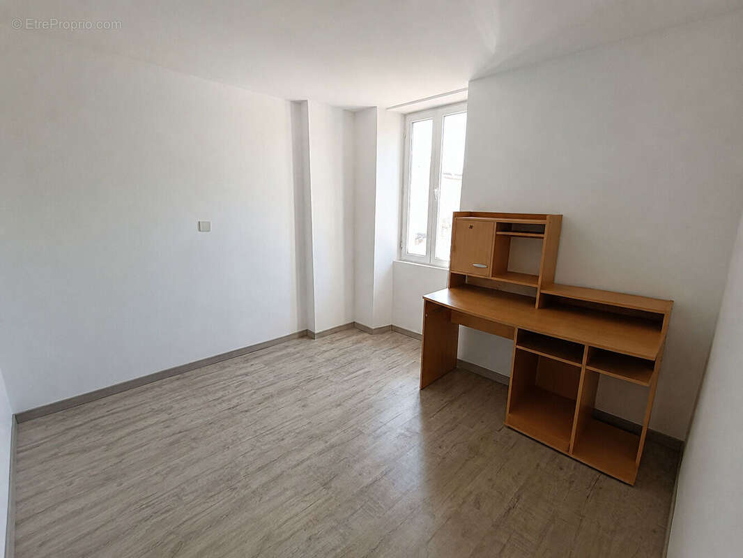 Maison 128 m² à Champdolent  - photo 6