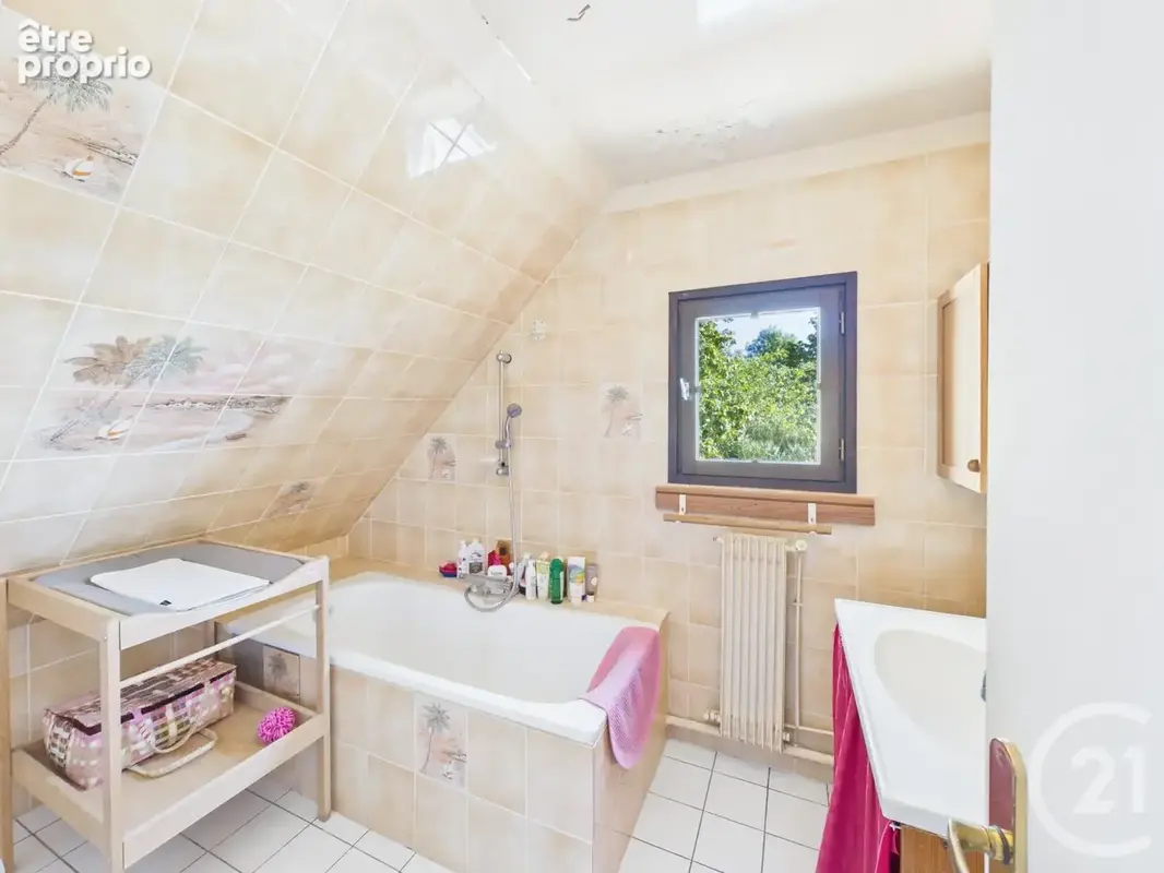 Maison 7 pièces 197 m² à vendre à Maintenon (28130) - photo 8