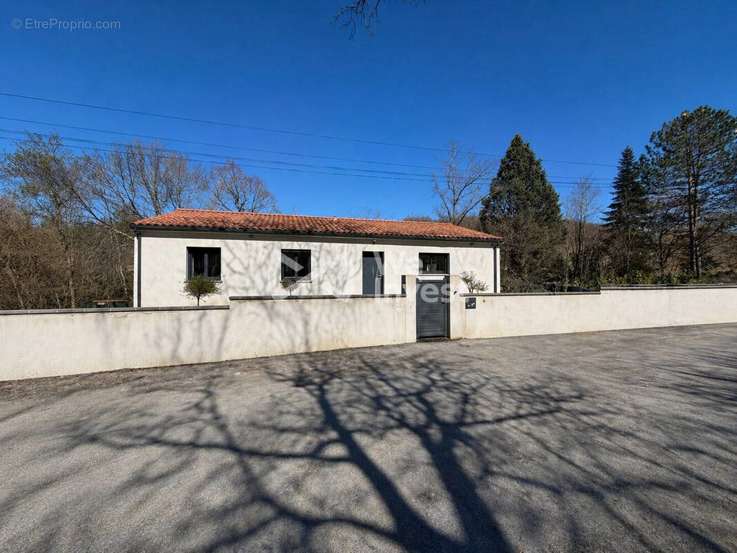 Maison à SAIX