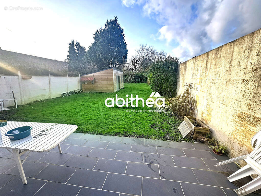 Maison à SIN-LE-NOBLE