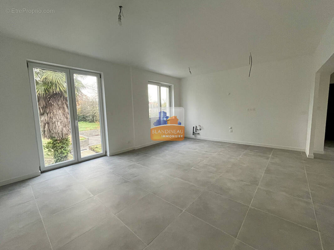 Appartement à BOUGUENAIS