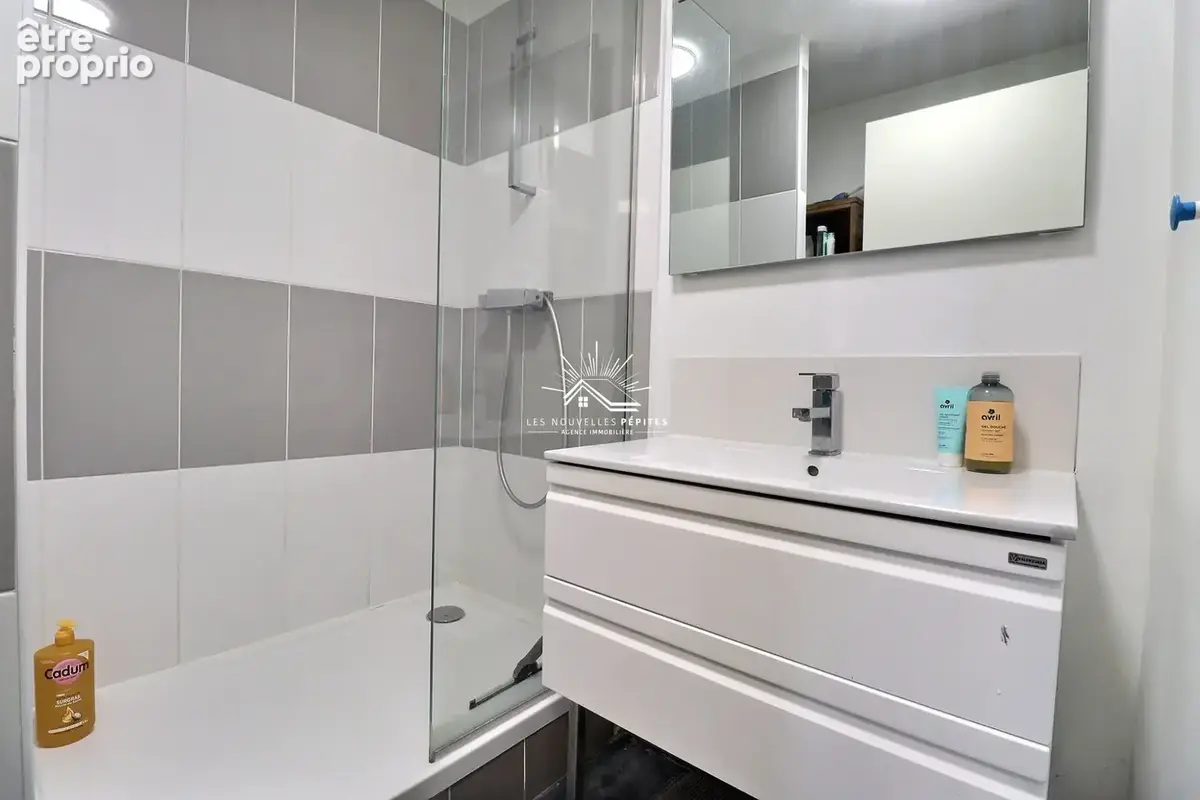 Appartement 5 pièces 130 m² à vendre à Roubaix (59100) - photo 8