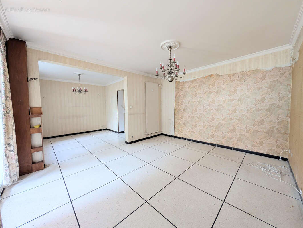 Appartement à CASTELNAU-LE-LEZ