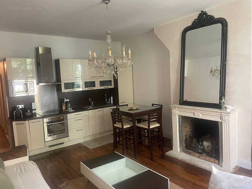 Appartement à VERSAILLES