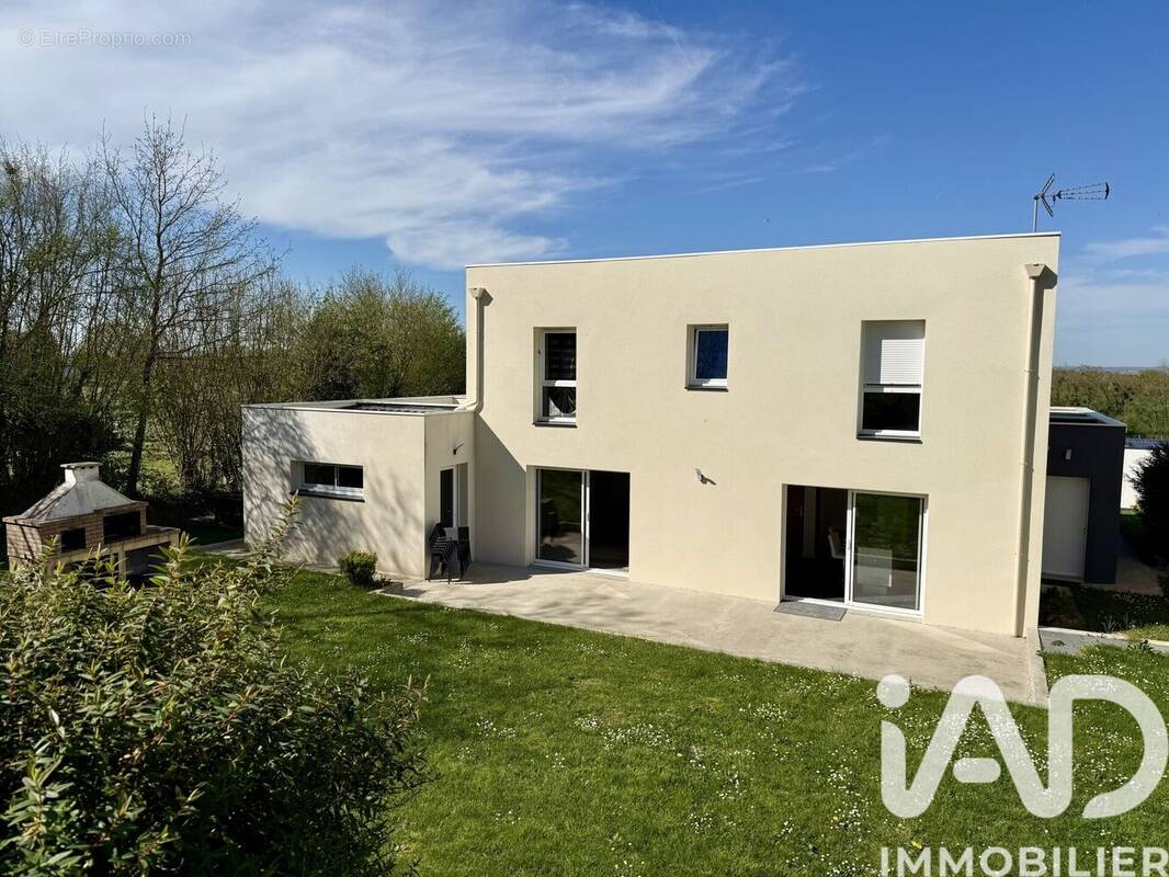 Photo 1 - Maison à LA BACONNIERE