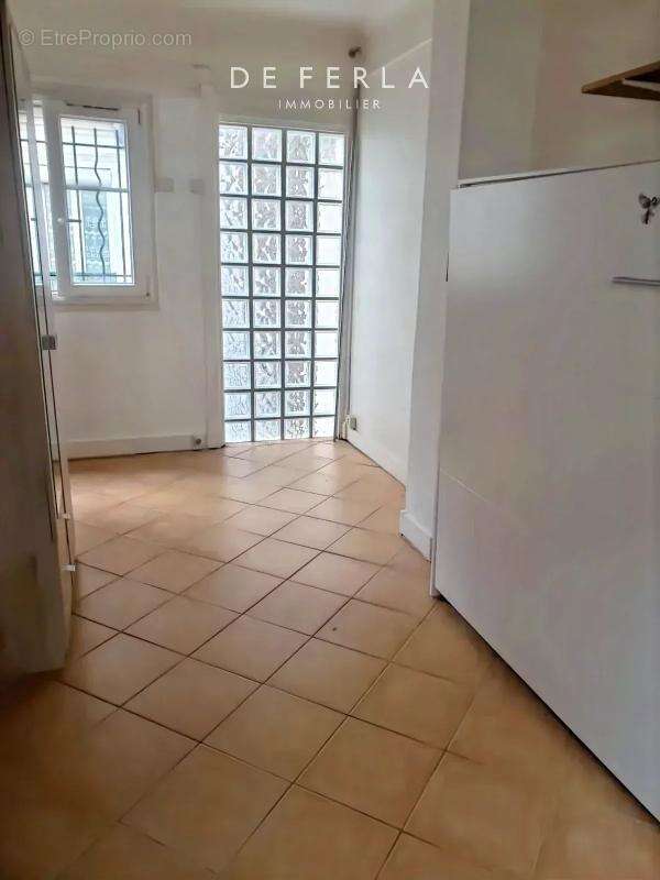 Maison à PARIS-18E