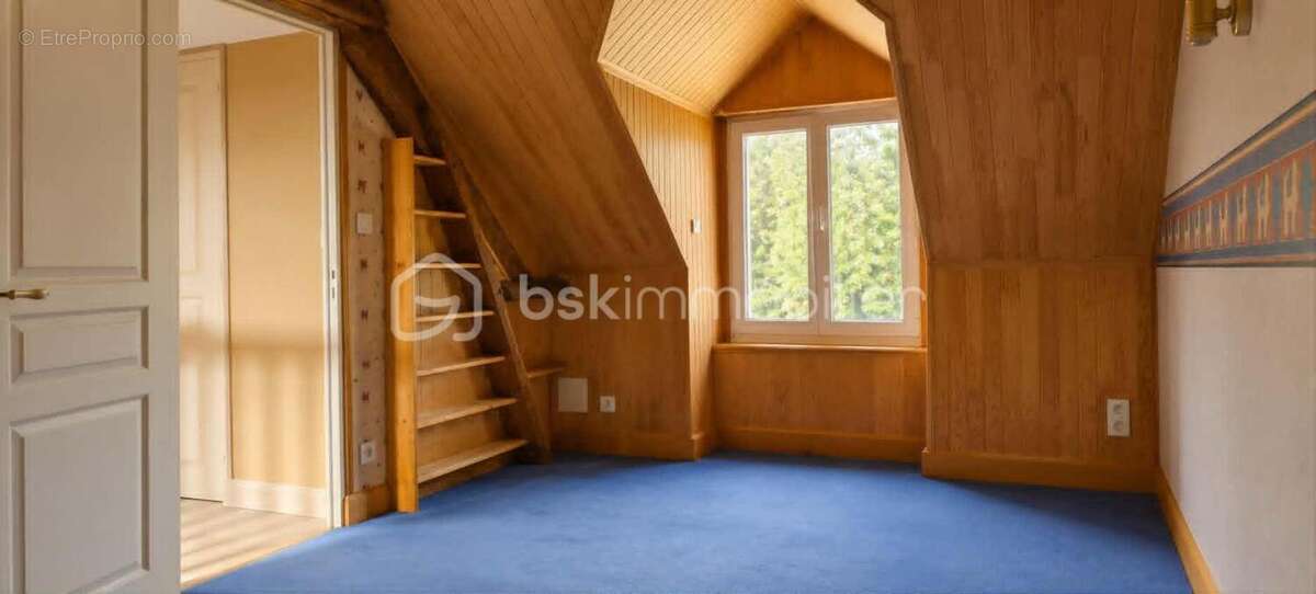 Maison en pierre de 150 m2 avec dépendances - photo 9