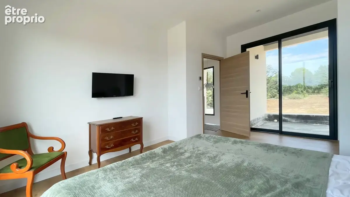 Villa contemporaine récente aux beaux volumes à 7 km d’Uzès - photo 20