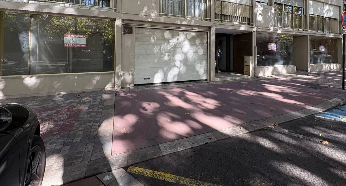 Commerce à NARBONNE