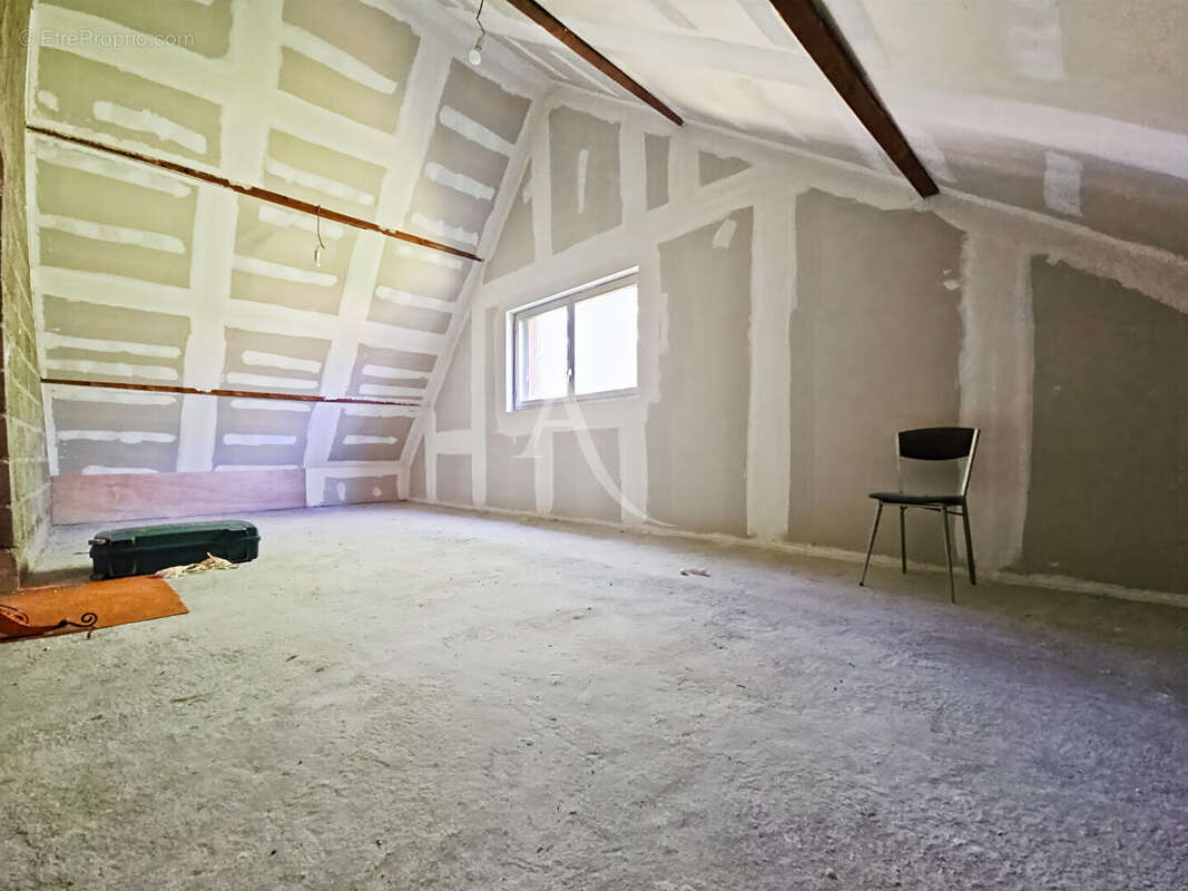 Maison à AUVERS-SUR-OISE