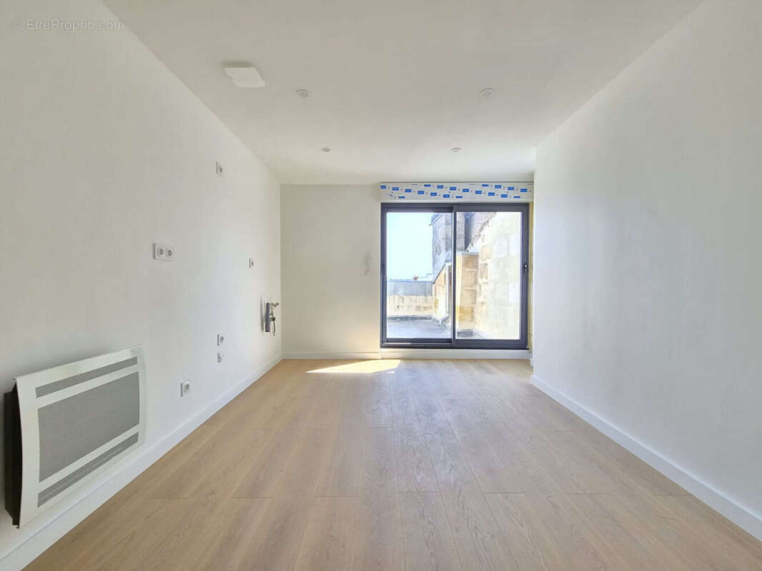 T2 49m² rénové avec terrasse Sud de 14 m² - photo 2