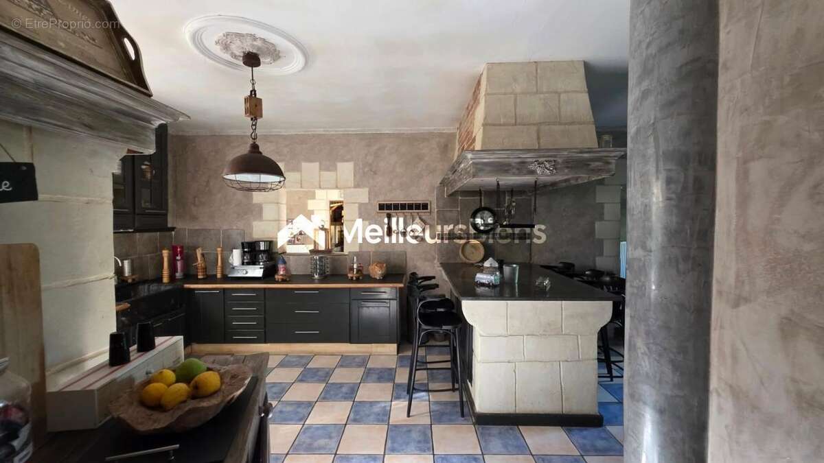 Maison à SAINT-MARTIN-SUR-ECAILLON