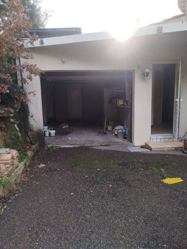 Maison à AIGLUN