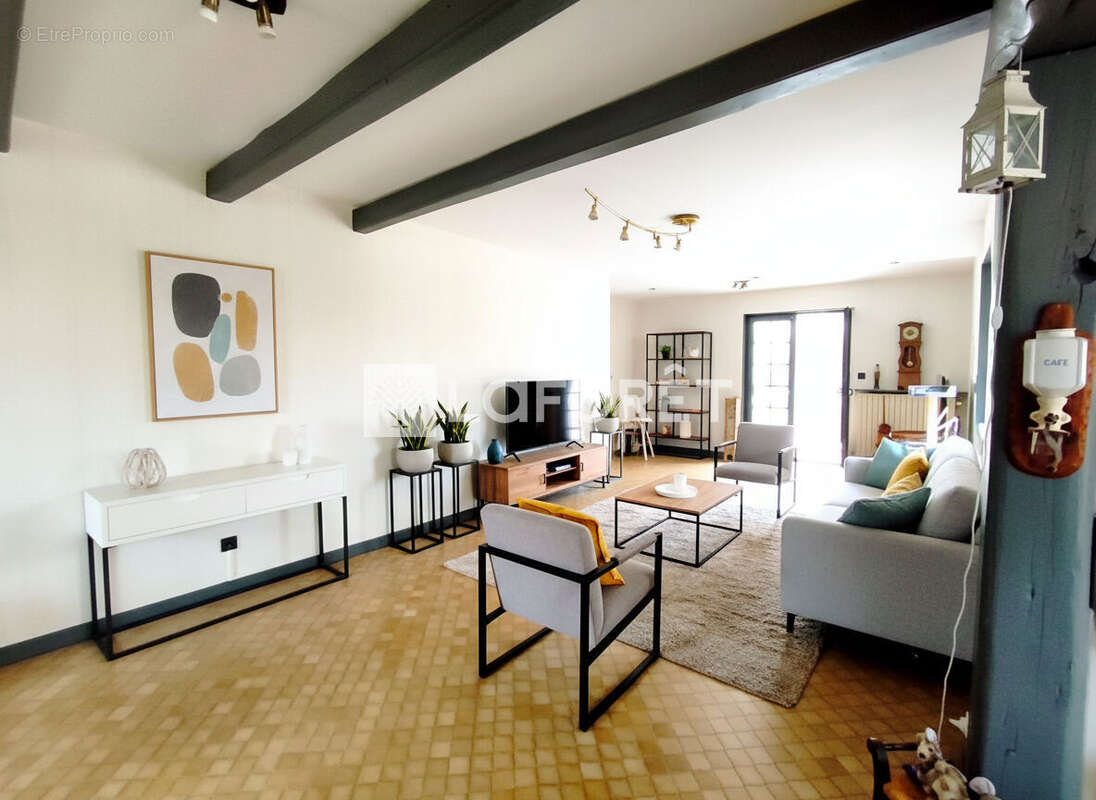 Maison à LES FORGES