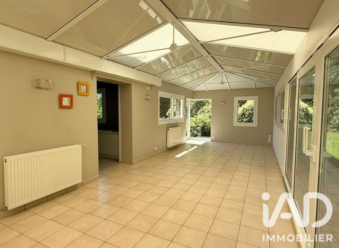 Maison 138 m² à Sizun  - photo 7