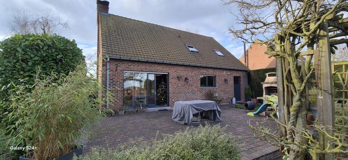 Maison à QUESNOY-SUR-DEULE