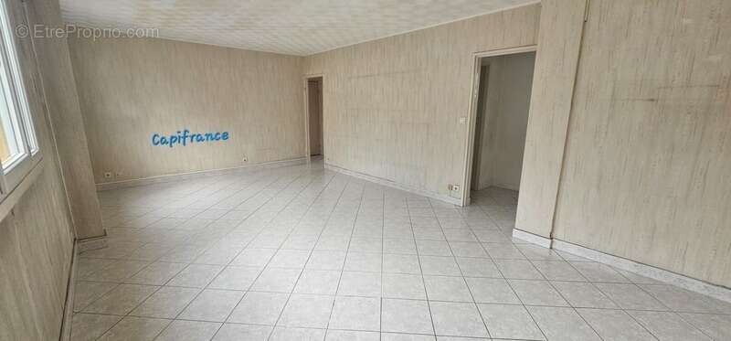 Appartement à AULNAY-SOUS-BOIS