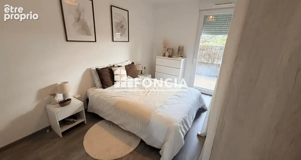 À vendre – angers quartier recent des hauts de saint aubin appartement t2 – terrasse – 2 chambres – parking - photo 6