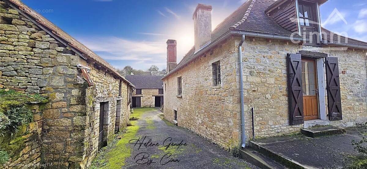 Maison à MONTIGNAC