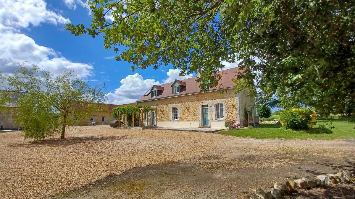 Photo 1 - Maison à MOULIHERNE