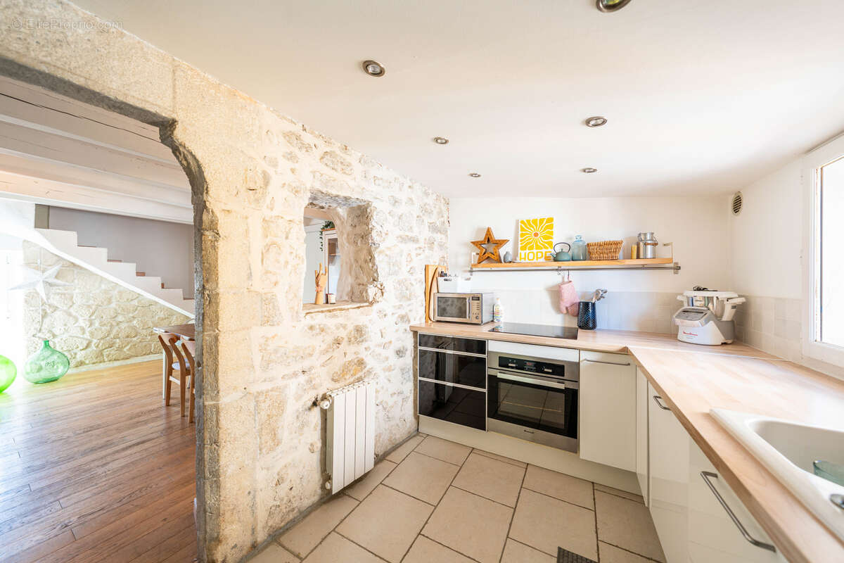 Appartement à LA COLLE-SUR-LOUP