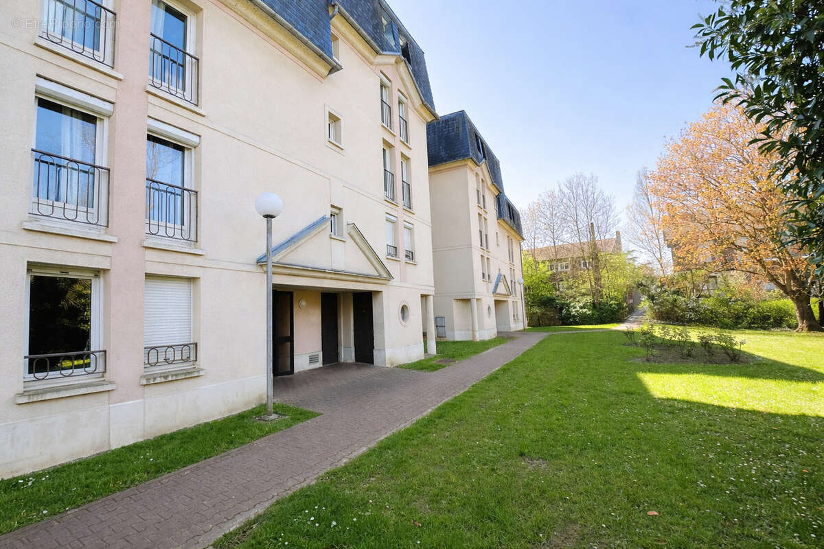 Appartement à PONT-SAINTE-MAXENCE