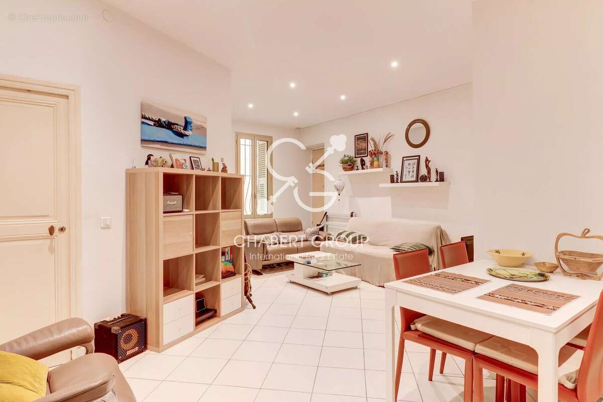Appartement à VILLEFRANCHE-SUR-MER