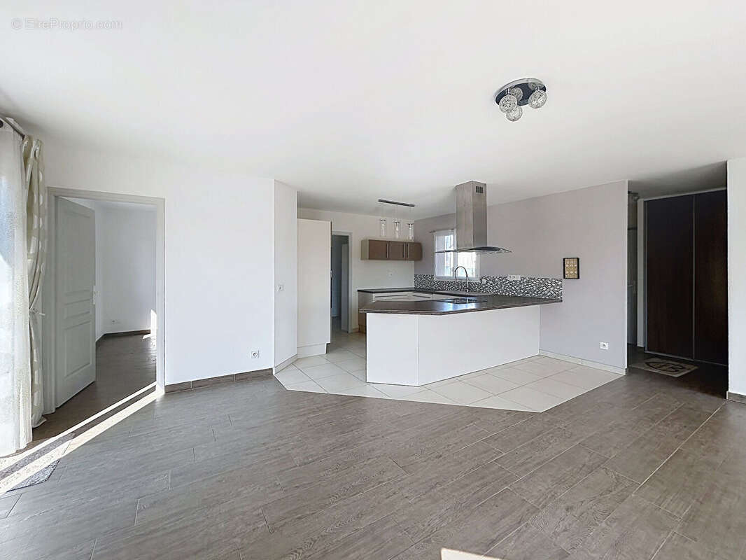 Maison à MARIGNY-LES-USAGES