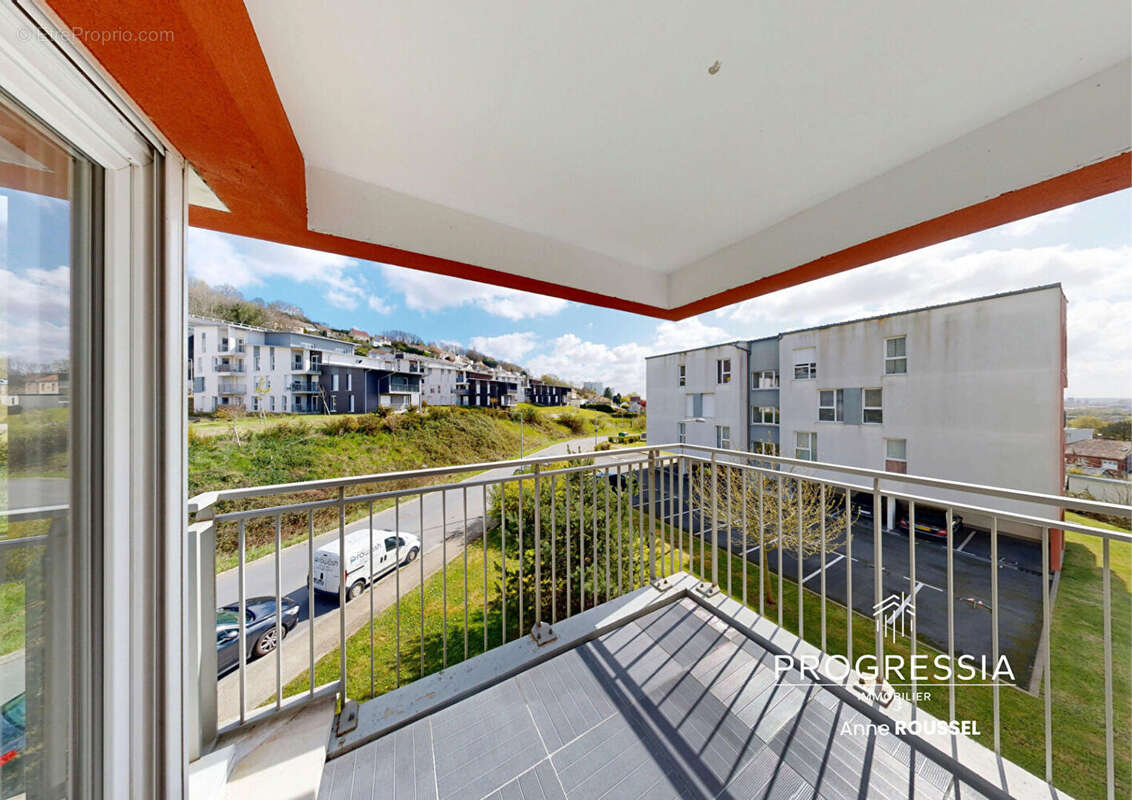 Harfleur / residence recente / rosa parks / place de stationnement - photo 2