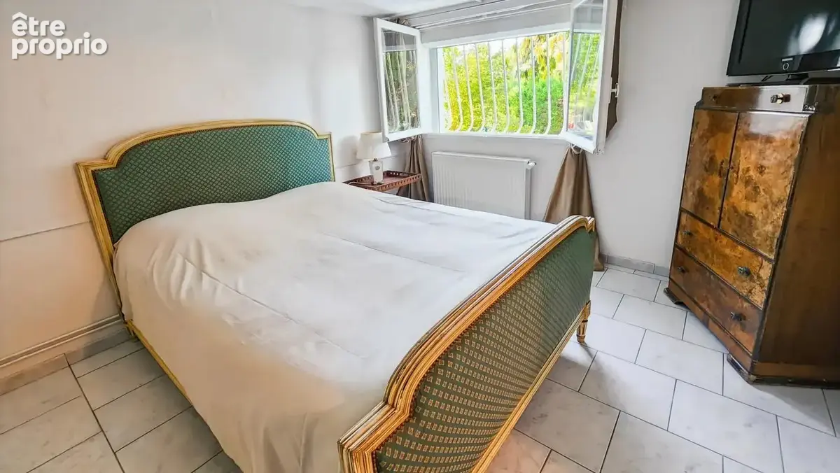 Maison de 6 pièces de 154 m² à Ribérac - photo 10