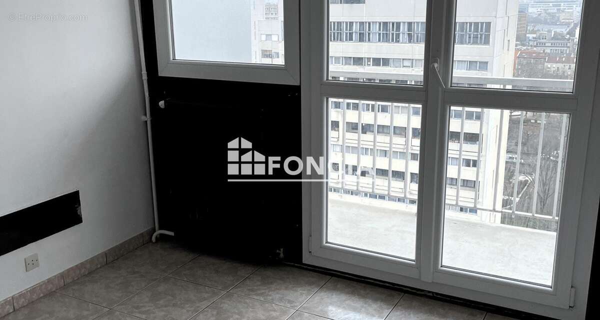 Appartement à IVRY-SUR-SEINE