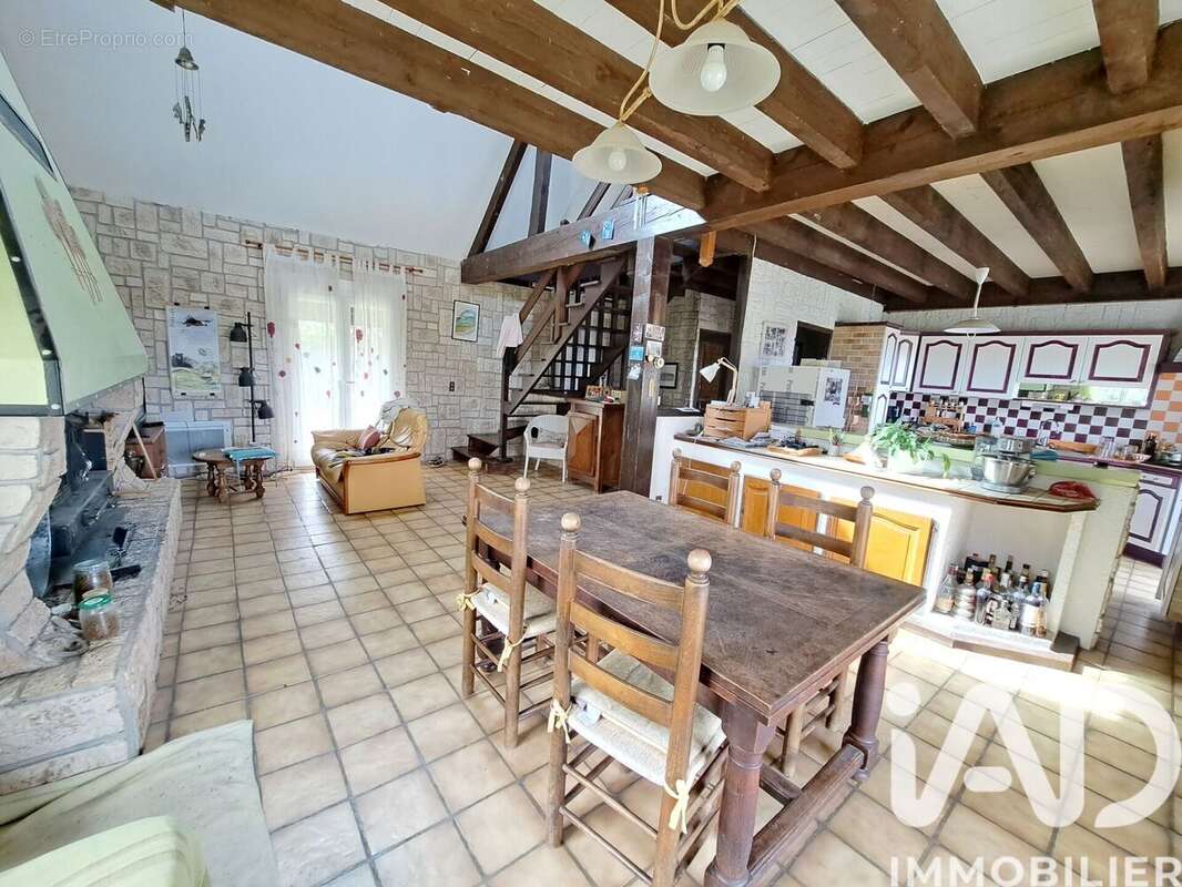 Maison 110 m² à Semeac  - photo 6