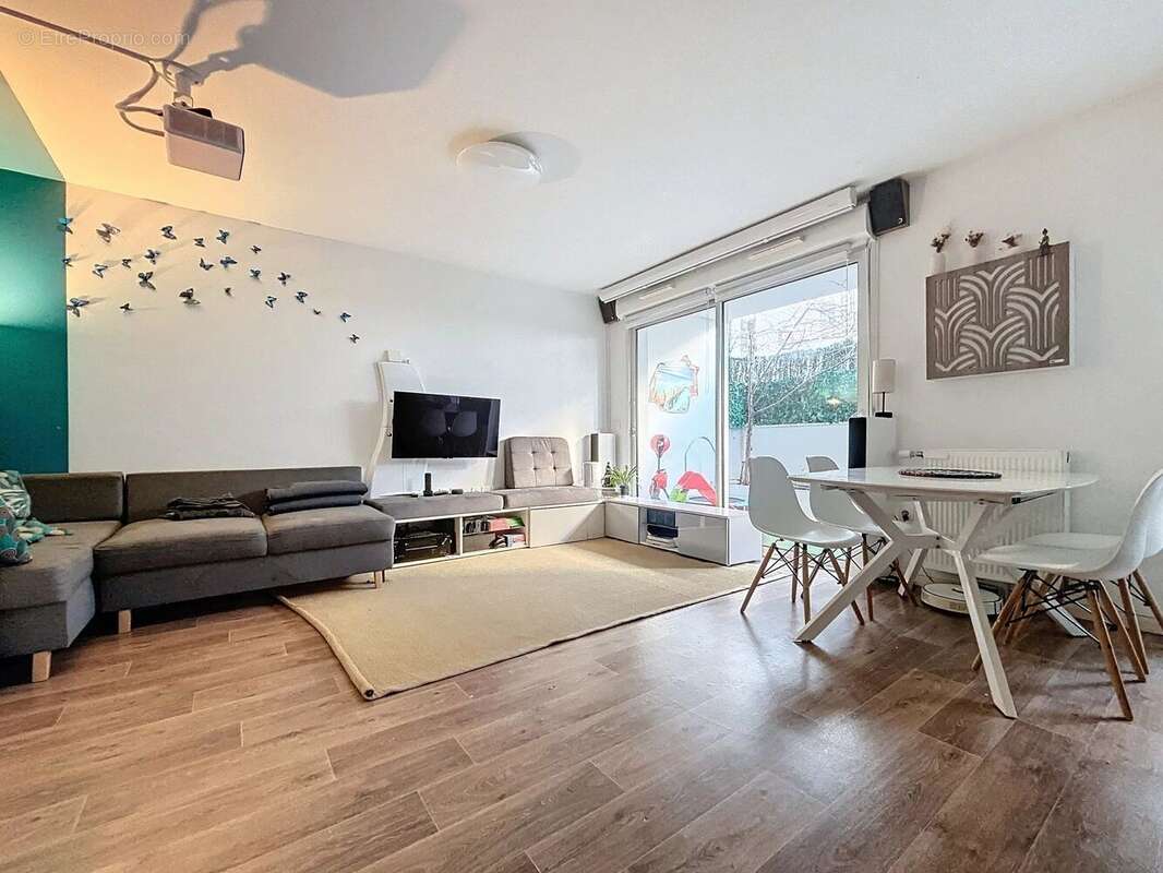 Appartement à LIMEIL-BREVANNES