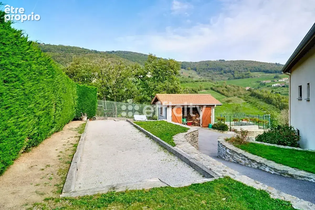 Maison 175 m² à Saint-Romain-En-Jarez  - photo 20