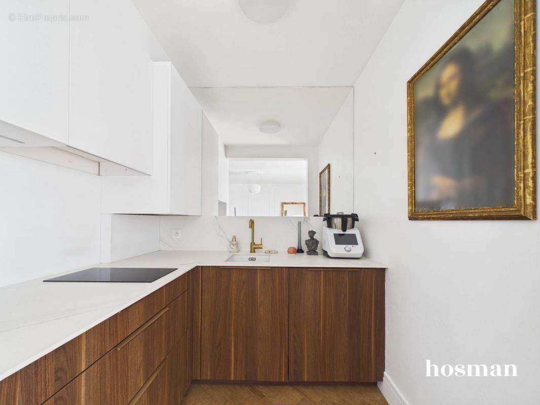 Appartement T2 de 46,47 m² avec loggia vue Loire, parking et cave - secteur Ile de Nantes - photo 8