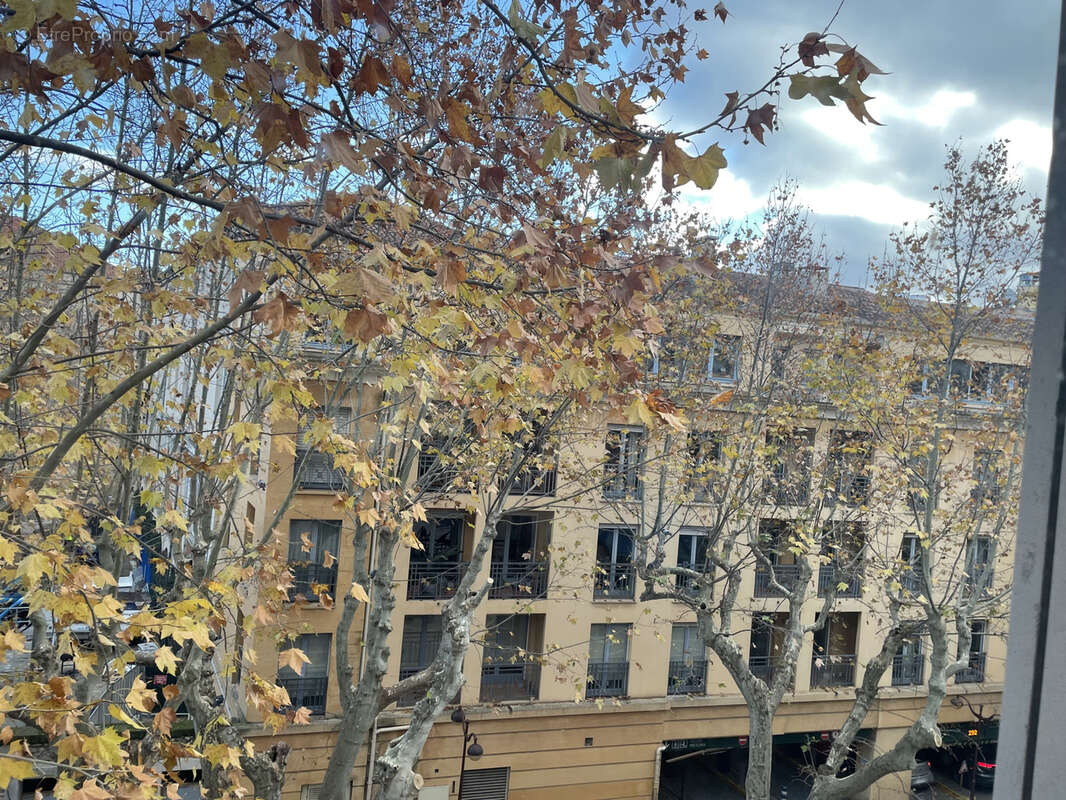 Appartement à AIX-EN-PROVENCE