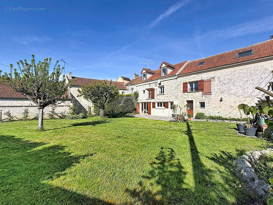 Maison à CHAMBRY