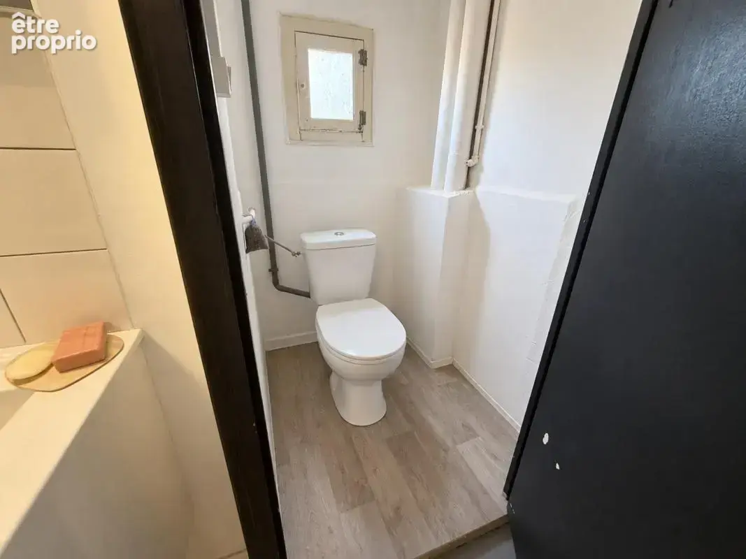 Appartement 11 pièces 375 m² à vendre à Saint-Ambroix (30500) - photo 13