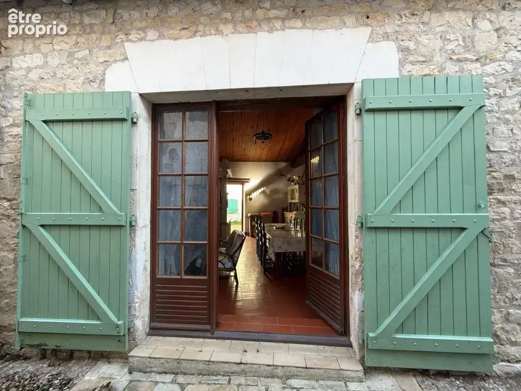 Maison typiquement village  de Plain-pied A Sainte-Marie-de-Ré 17740 (La Noue) - photo 20