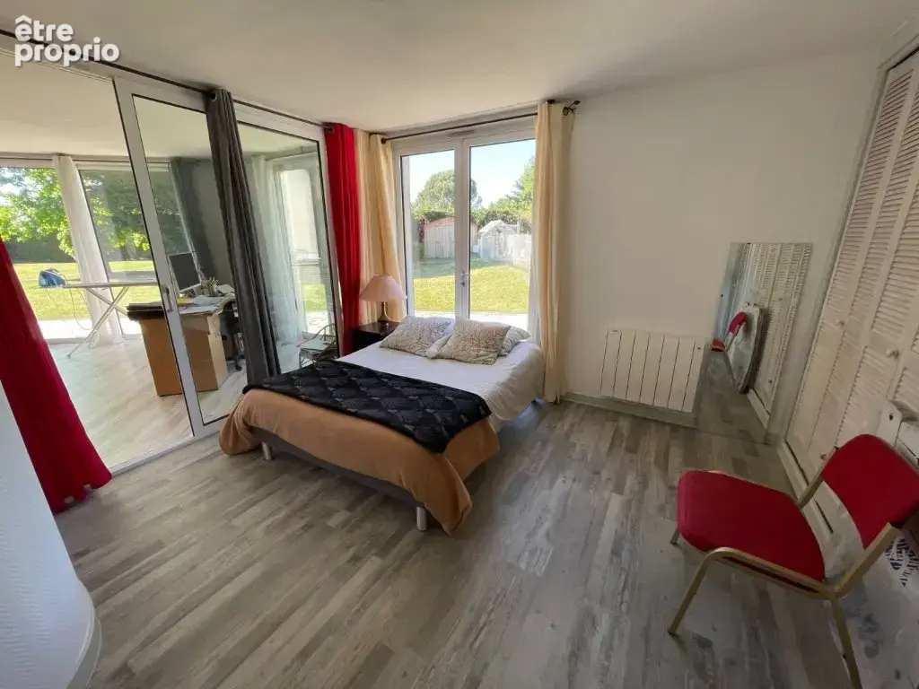 Précieux - Villa de 204.86 m² terrain de 2200 m² - photo 7