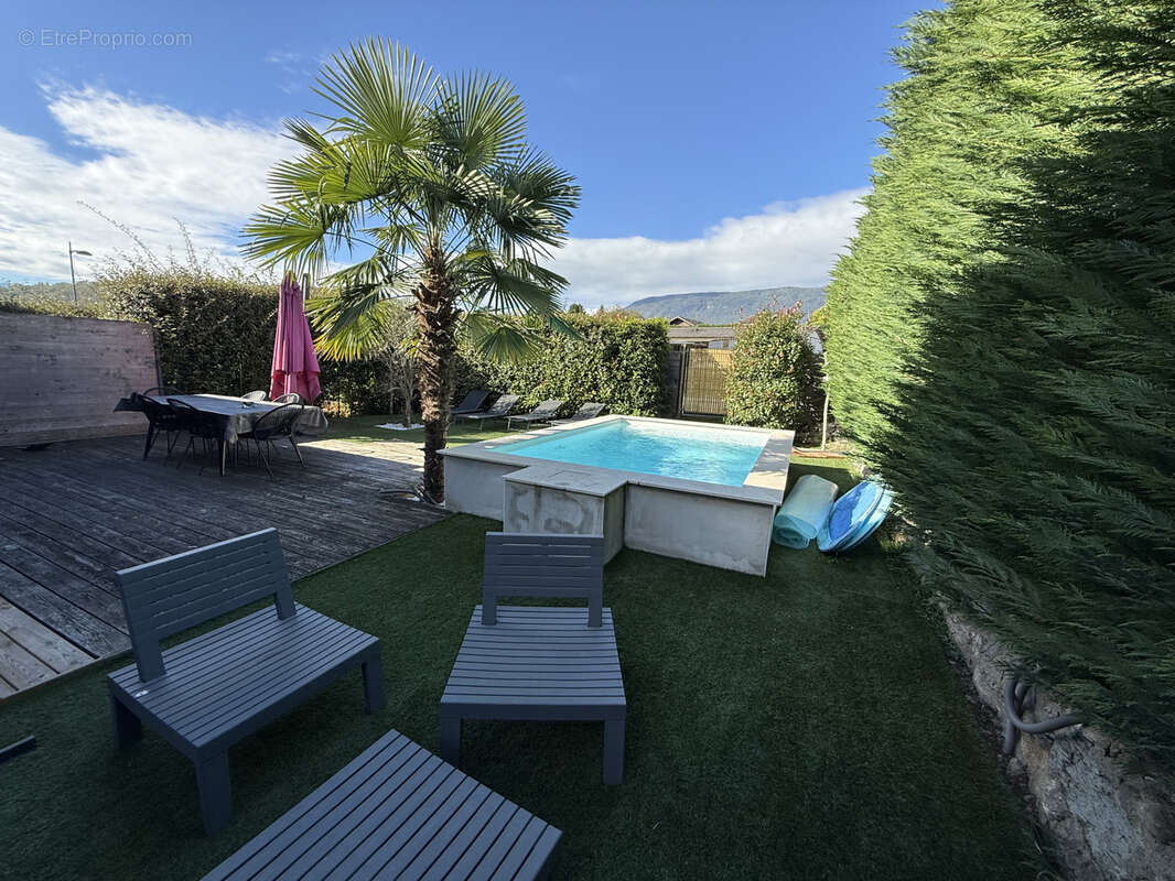 Appartement à VIVIERS-DU-LAC