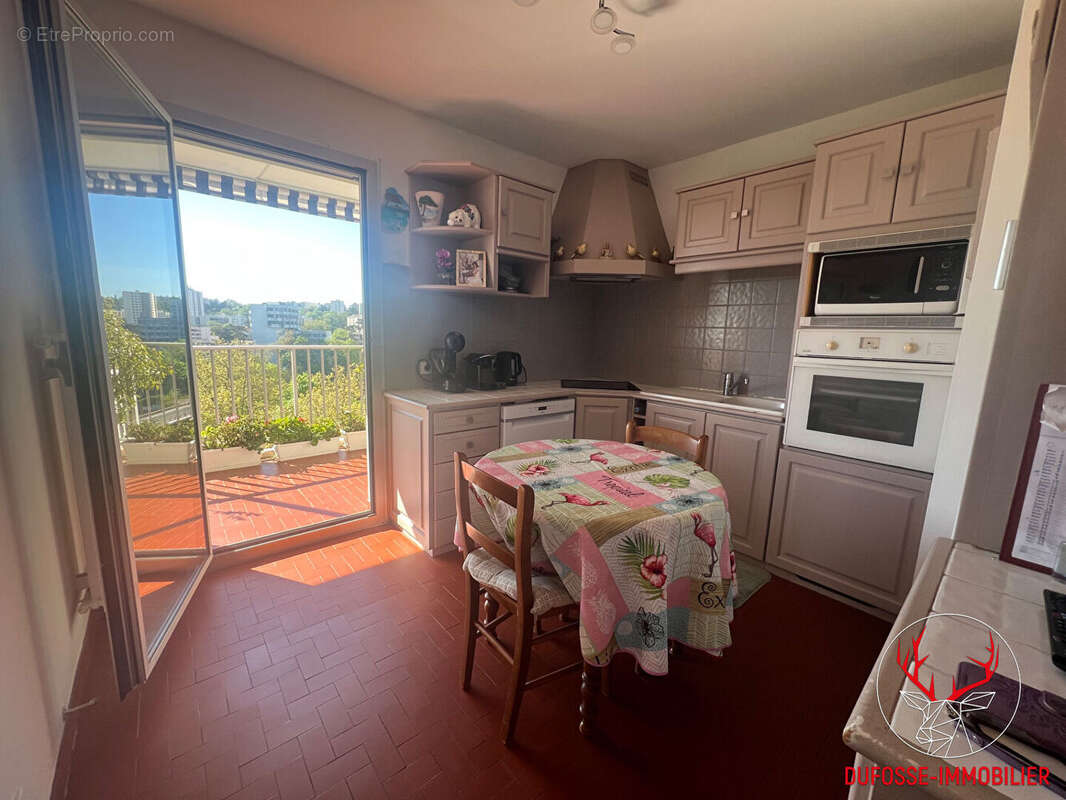 Appartement à TASSIN-LA-DEMI-LUNE