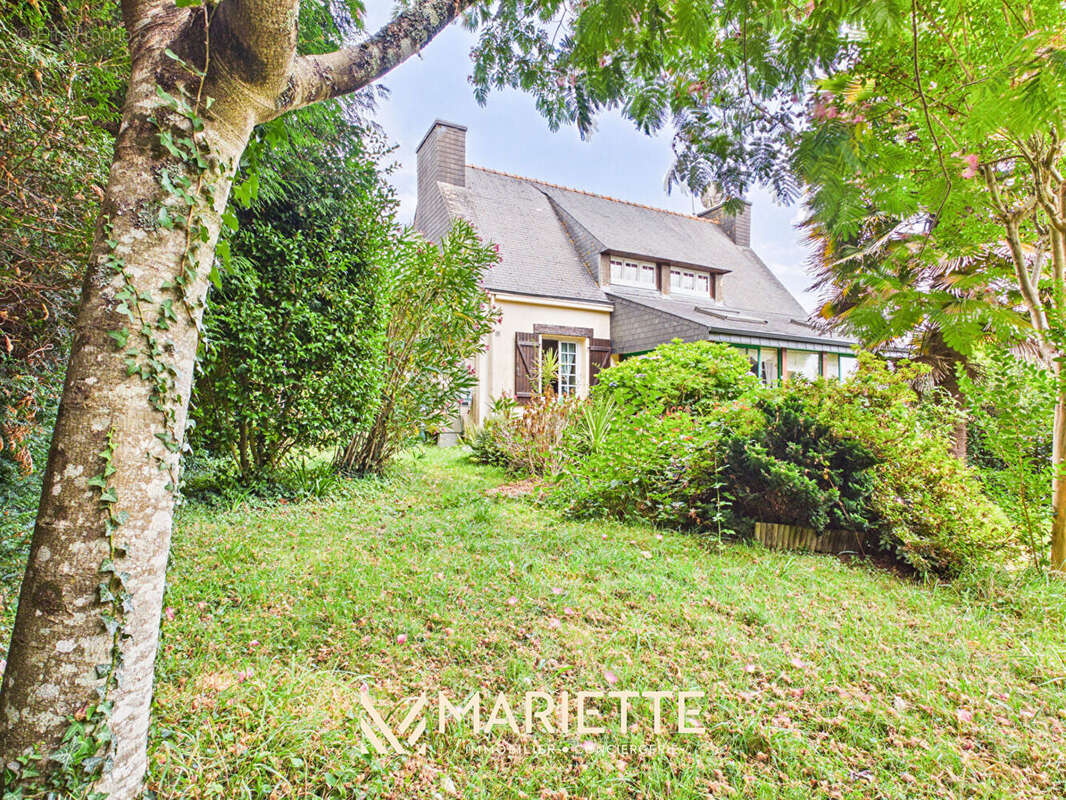 "JORNET" Fouesnant, Maison traditionnelle avec sous-sol total - photo 13