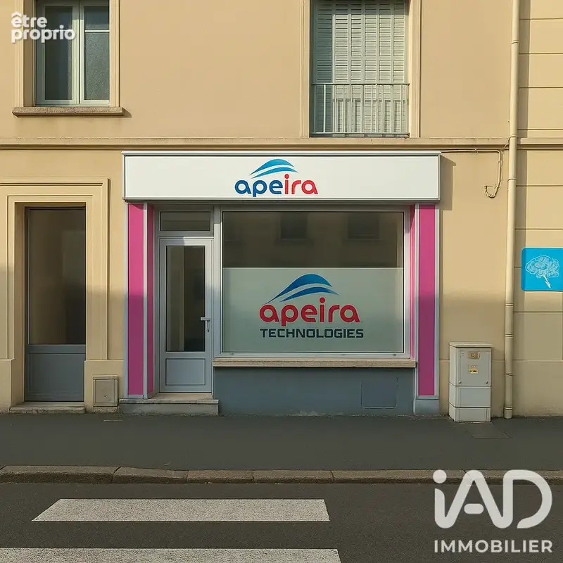 Photo 1 - Commerce à LE CREUSOT
