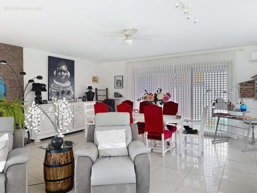 Maison 294 m² à Le Vernet  - photo 6