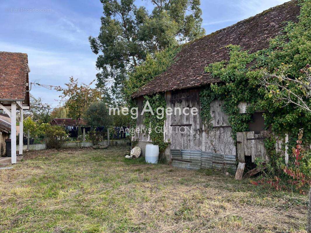 Maison à BEAUMONT-SUR-SARTHE